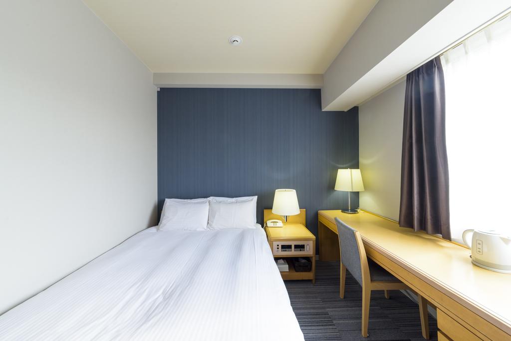 SureStay Plus Hotel by Best Western Shin-Osaka