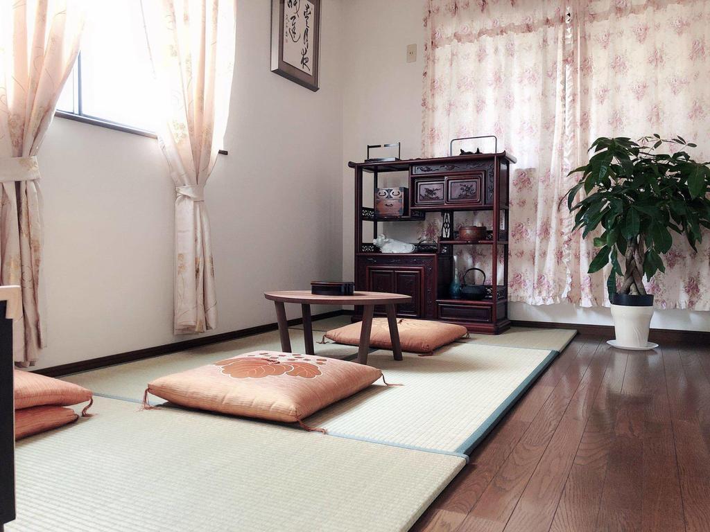 Apartment in Nishinari 552570