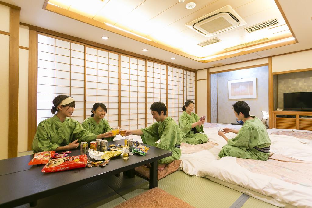 Yamatoya Honten Ryokan Osaka