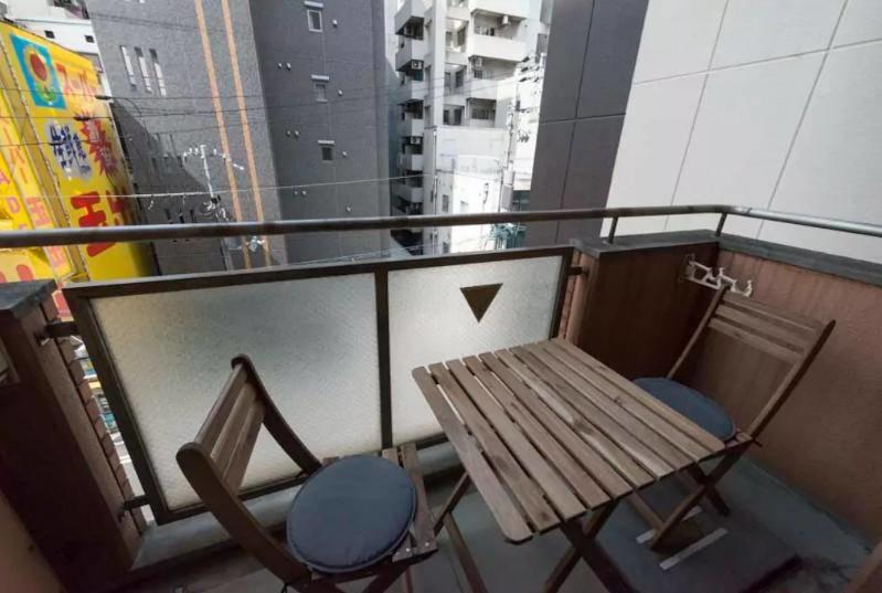 Apartment in Shimanouchi 689