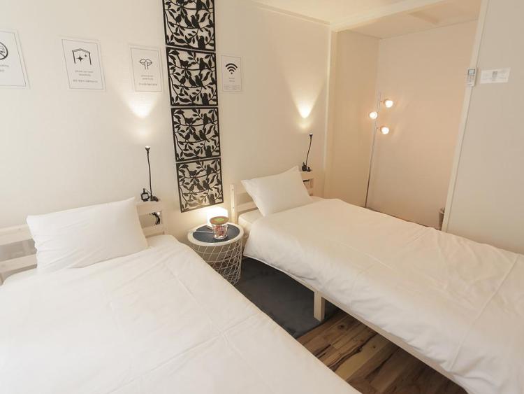 coins hostel tenjin