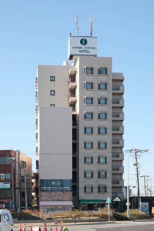 Kishibe Station Hotel