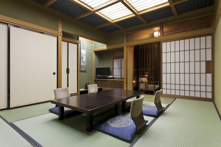 Okada Ryokan Warakutei