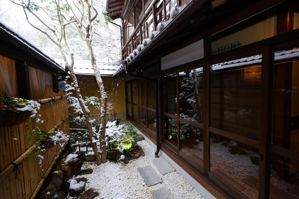 Kyoto Guesthouse Lantern in Gion