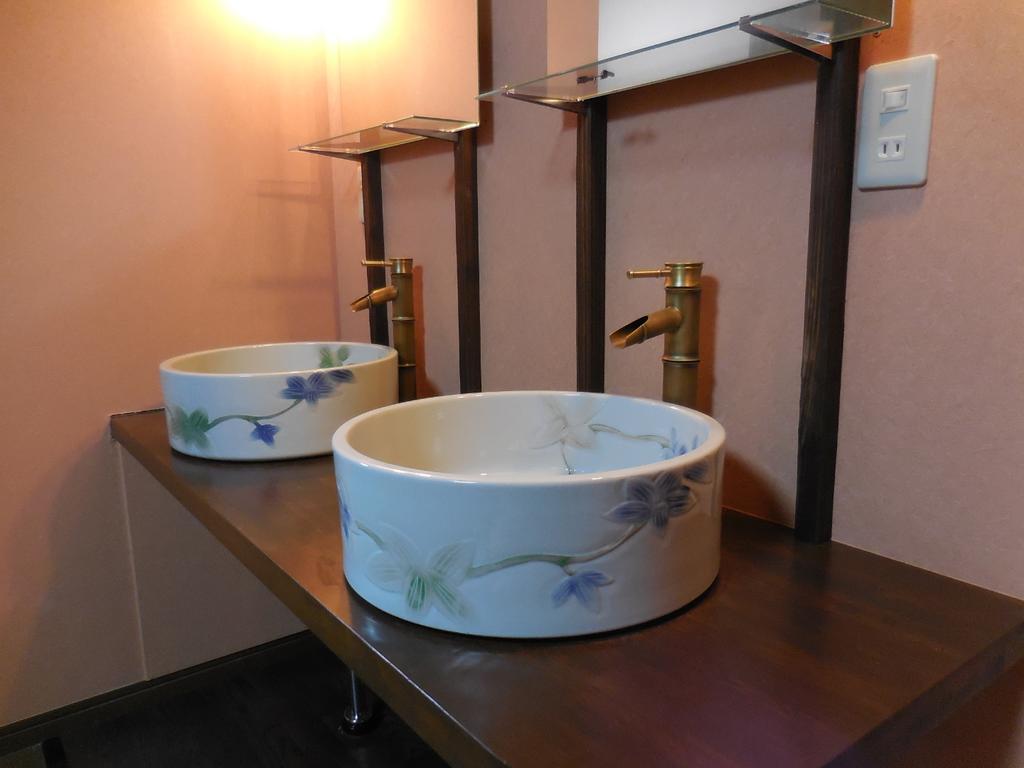 Ryokan Yuyu Tokyo