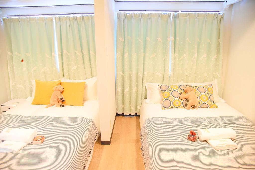 MT HOUSE OSAKA Villa 4 bed rooms boutique house Shinsaibashi Tennoji Namba USJ JR