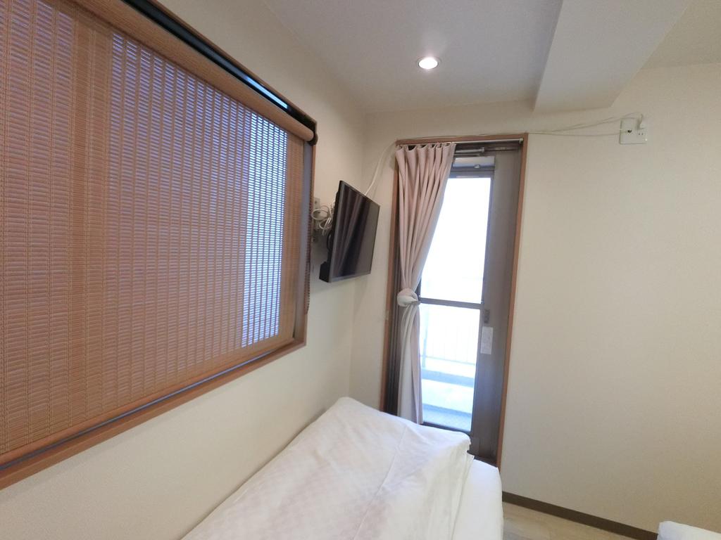 Amore Matsuyamachi apartment