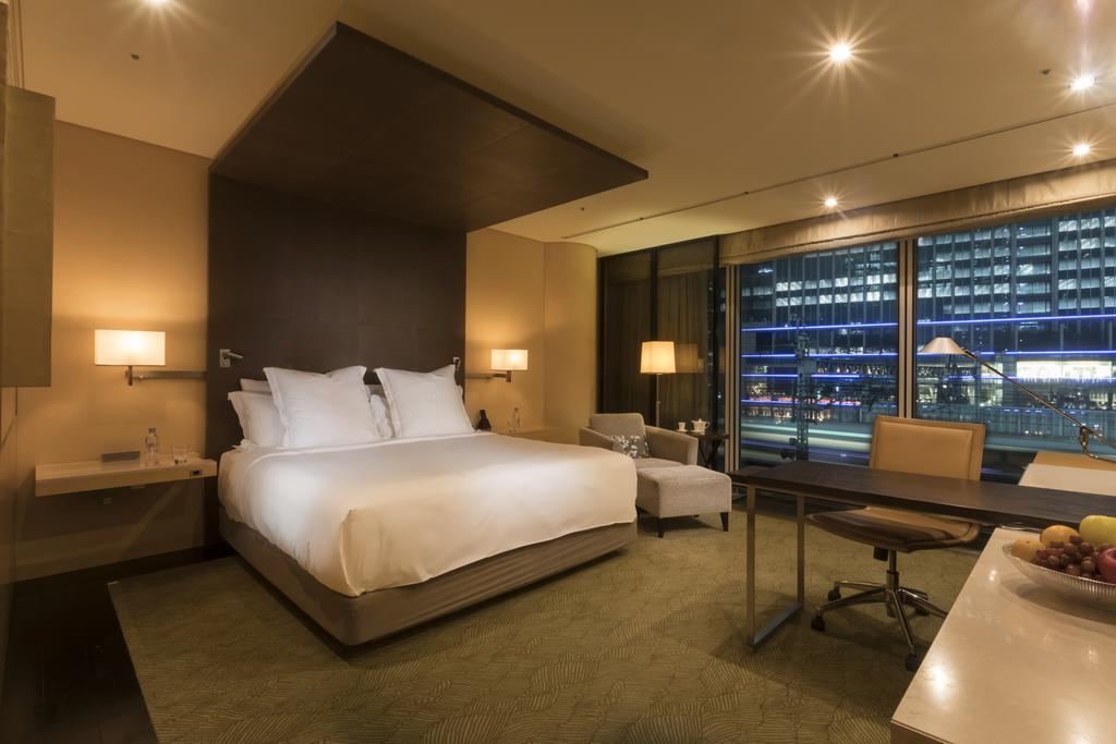 Four Seasons Hotel Tokyo at Marunouchi