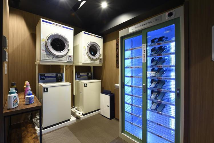 Capsule Hotel Anshin Oyado Ogikubo (Male Only)