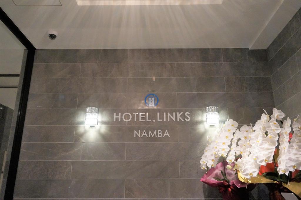 Hotel. Links Namba