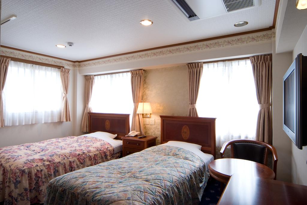 Beppu Station Hotel