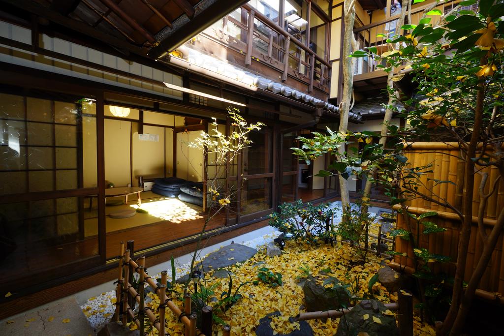 Kyoto Guesthouse Lantern in Gion