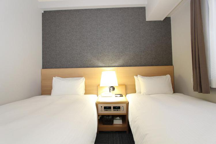 SureStay Plus Hotel by Best Western Shin-Osaka