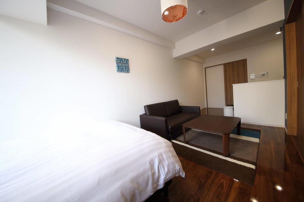 Luxury Mansion Shinsaibashi 5mins 703