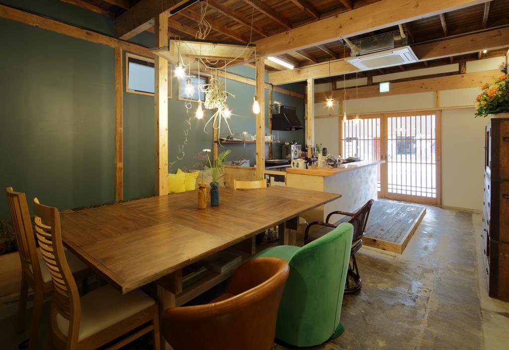 Fukuoka Guesthouse HIVE