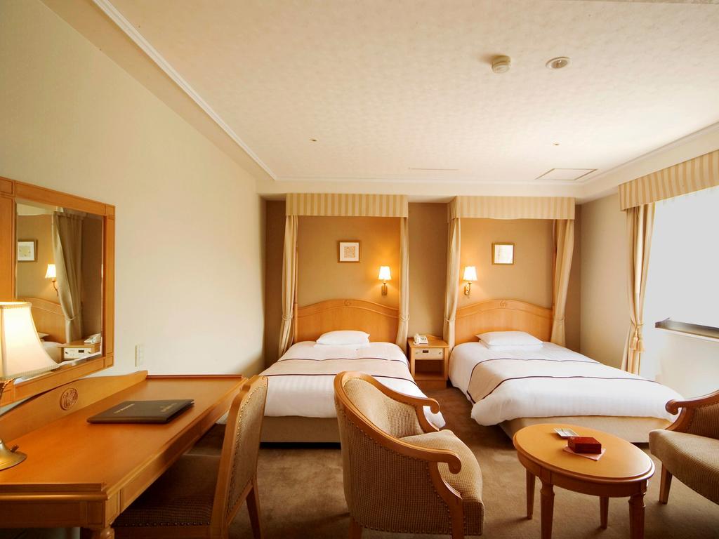 Kanazawa Hakuchoro Hotel Sanraku