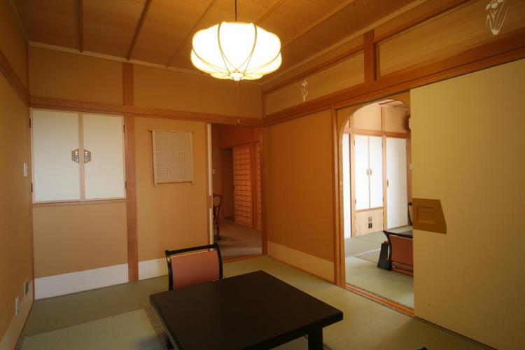 Oiwakeya Ryokan