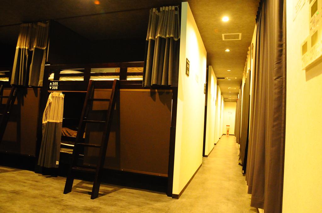 Lore Hostel Dotonbori