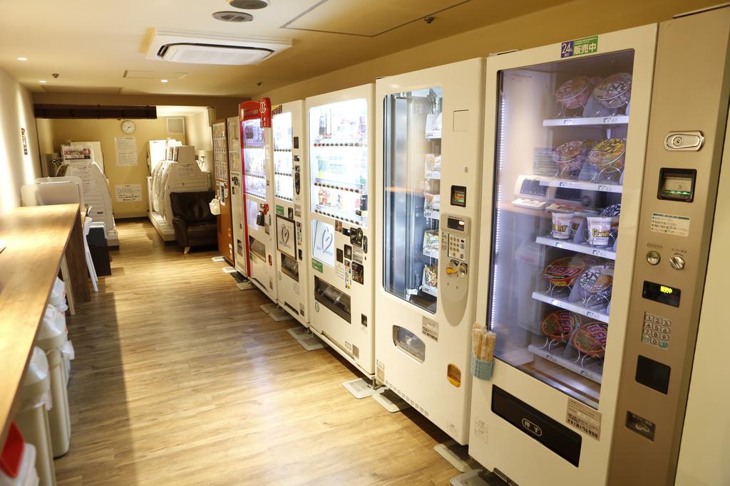 Shinjuku Kuyakusho-mae Capsule Hotel