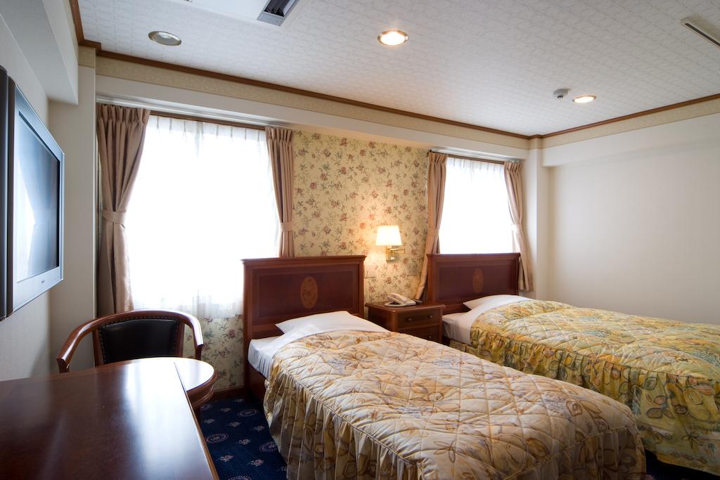 Beppu Station Hotel