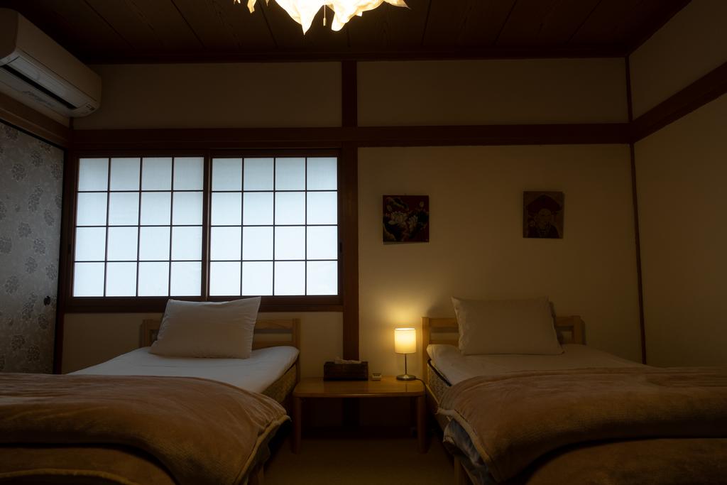 Traditional House Akane Takamatsu Guesthouse