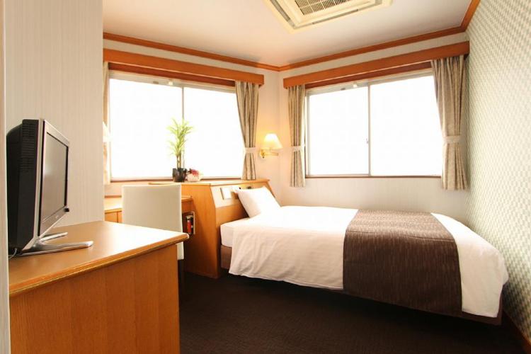 Hotel Livemax Naha Tomariko