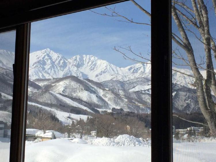 Reposer Hakuba