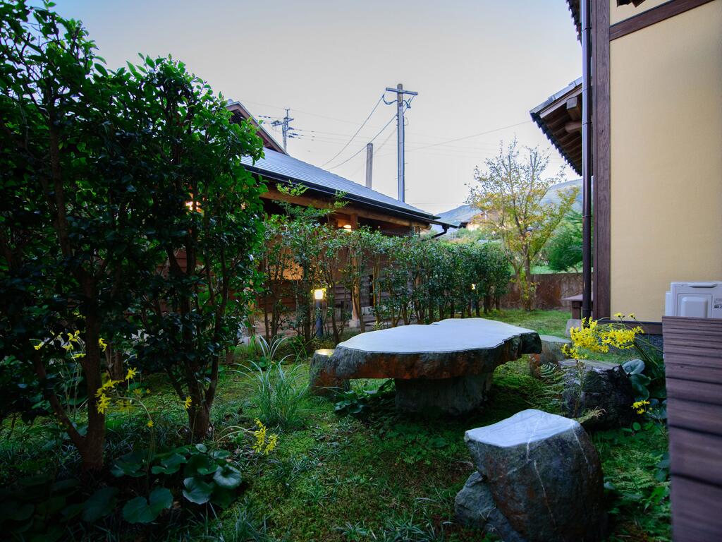 Yufuin Onsen Wafu Ryokan Tsuenosho