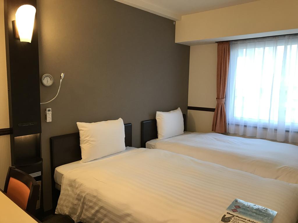 Toyoko Inn Shin-osaka Higashi-mikuni Ekimae