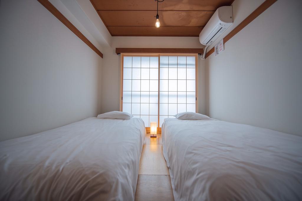 Shibamata FU-TEN Bed and Local