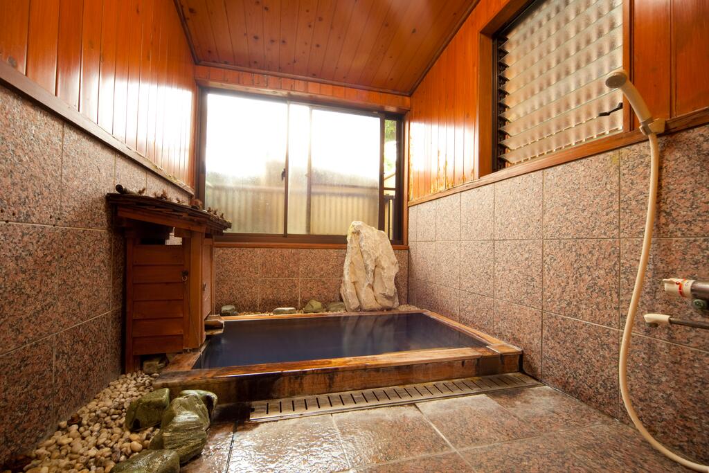 Kappo Ryokan Kannawa Bettei