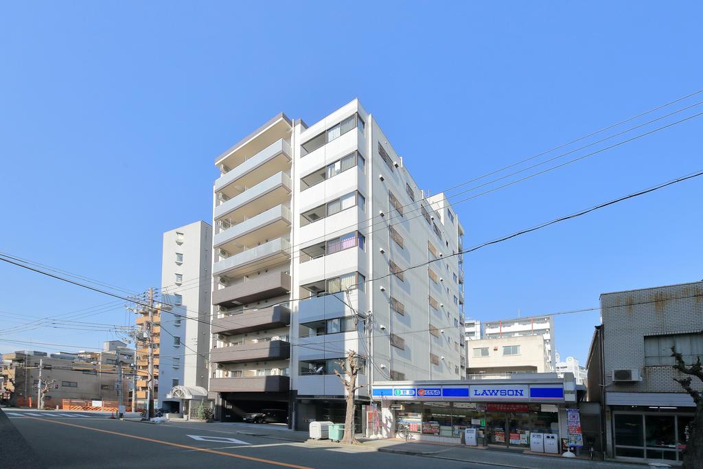 Osaka Nanba Rakuraku House