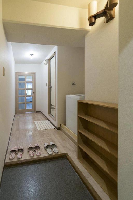 Apartment in Shimanouchi 689