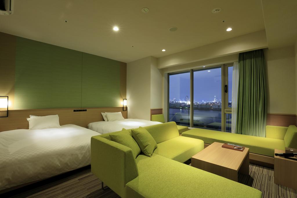 THE SINGULARI HOTEL & SKYSPA at UNIVERSAL STUDIOS JAPAN