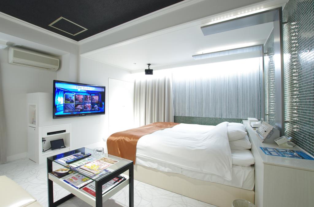 BlueHotel sju(:)pri:m (Adult Only)