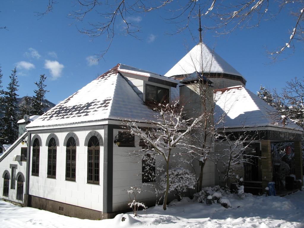 Nikko Park Lodge Mountain Side