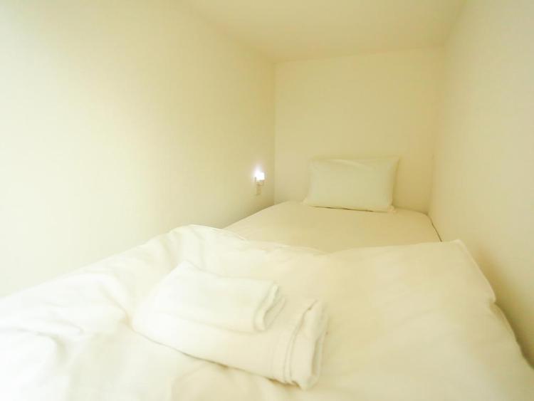 coins hostel tenjin