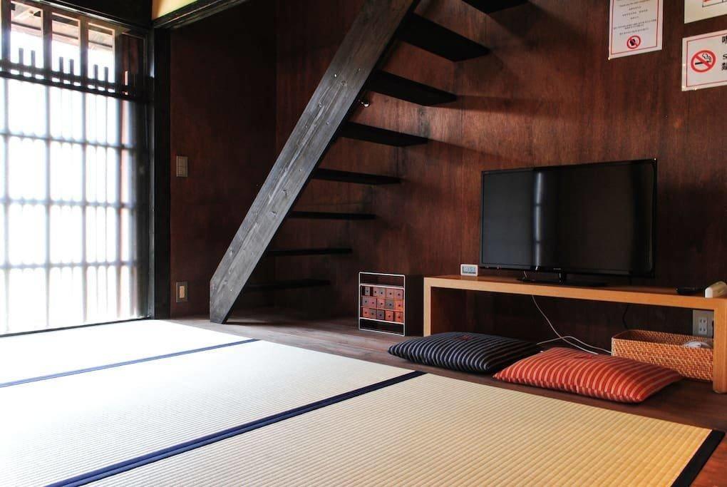 Apartment in Yamatooji 405301