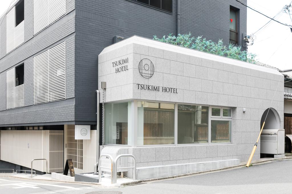 TSUKIMI HOTEL