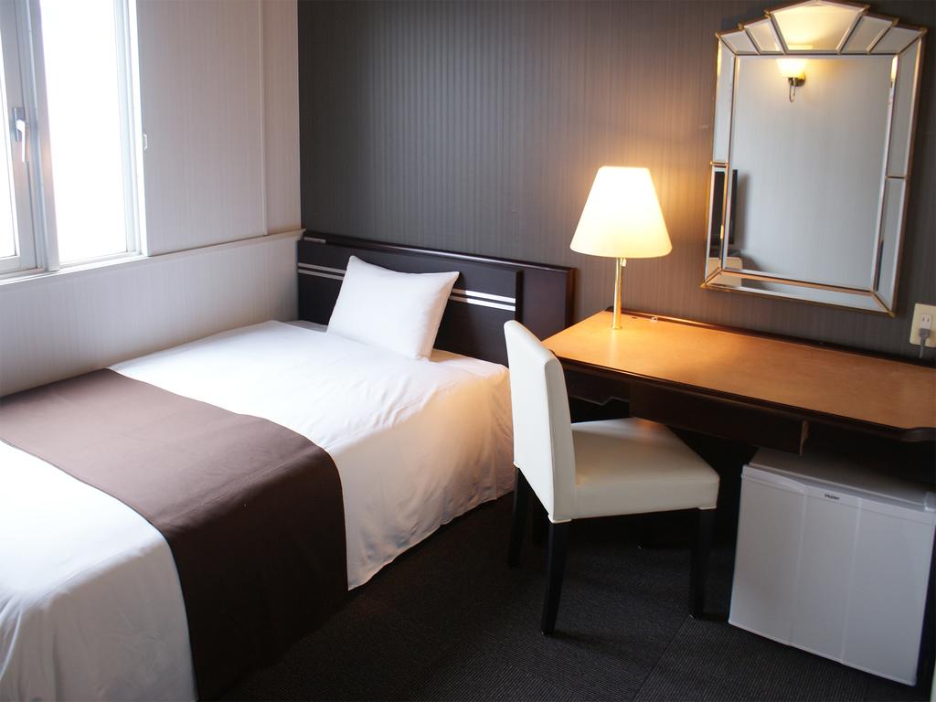 Hotel Livemax Naha