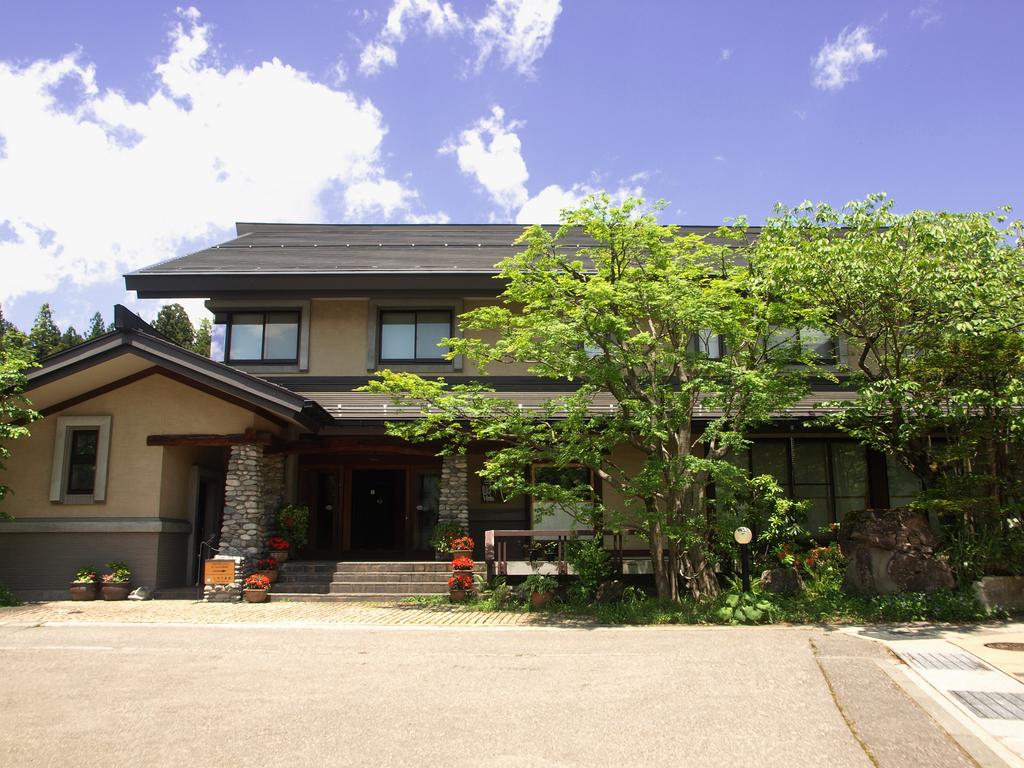 Hakuba Onsen Ryokan Shirouma-so