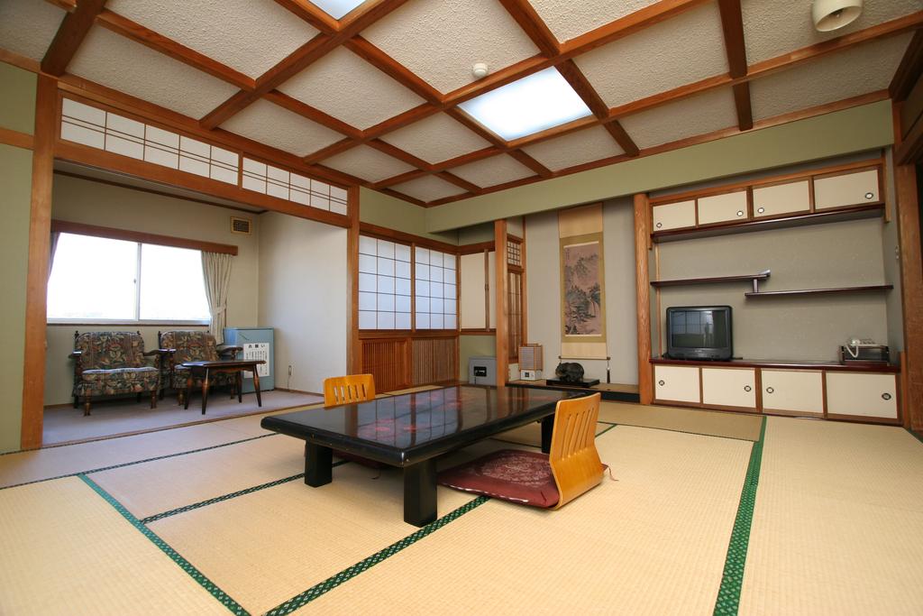 Ryokan Seiryu (Specialised in Hida beef)