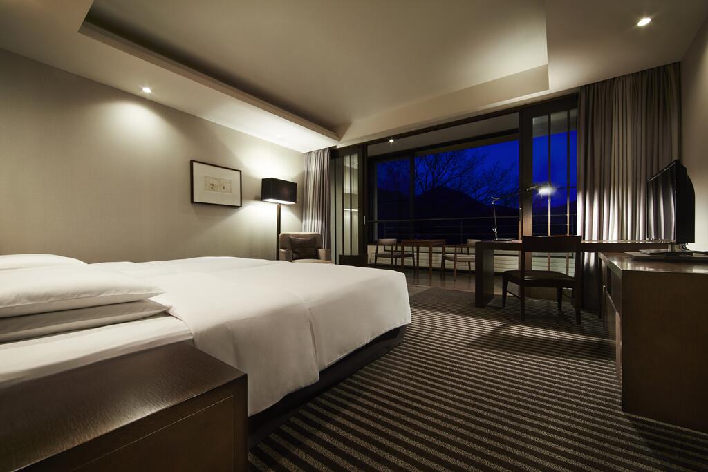 Hyatt Regency Hakone Resort and Spa