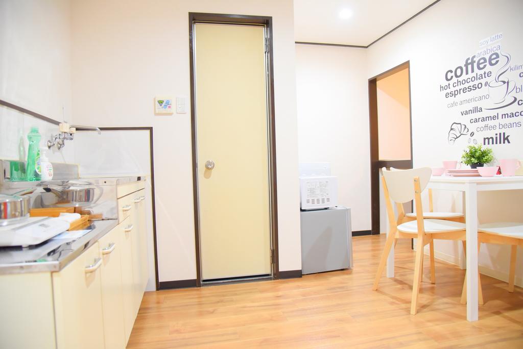 MT HOUSE OSAKA Villa 4 bed rooms boutique house Shinsaibashi Tennoji Namba USJ JR