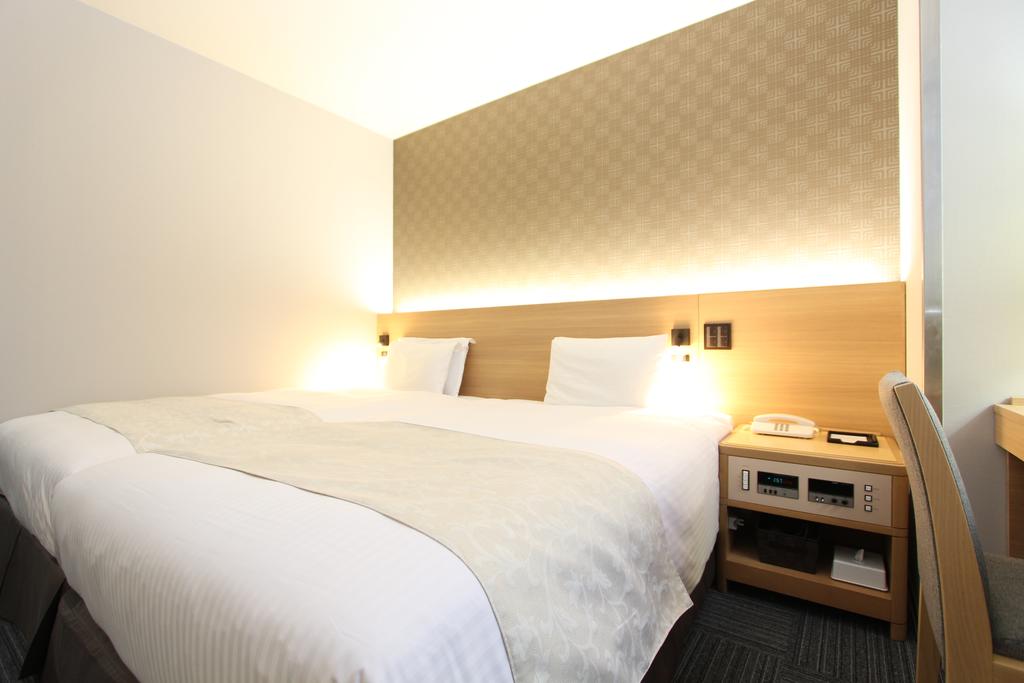 SureStay Plus Hotel by Best Western Shin-Osaka