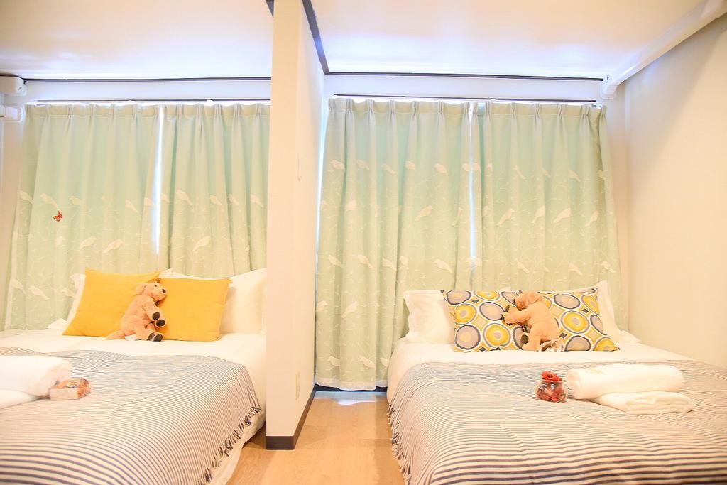 MT HOUSE OSAKA Villa 4 bed rooms boutique house Shinsaibashi Tennoji Namba USJ JR