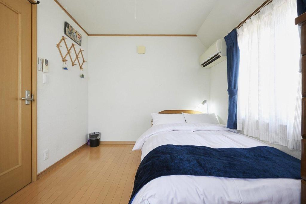 Modern style room near Shinjuku free wi-fi