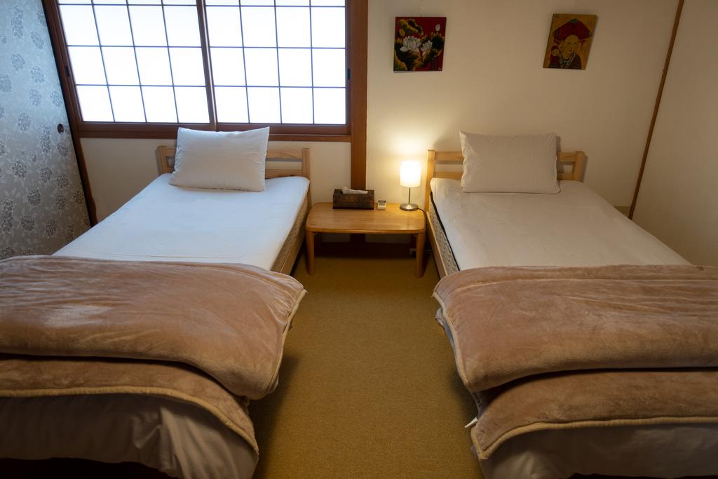 Traditional House Akane Takamatsu Guesthouse