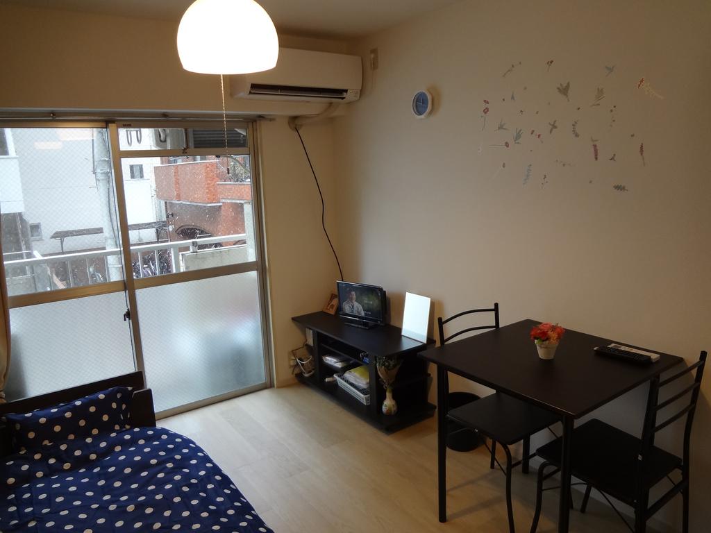 Guest House ZEN HAKATA 203