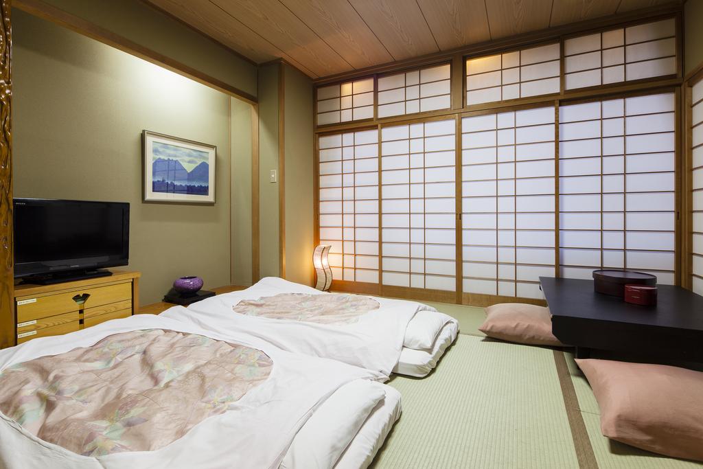 Yamatoya Honten Ryokan Osaka